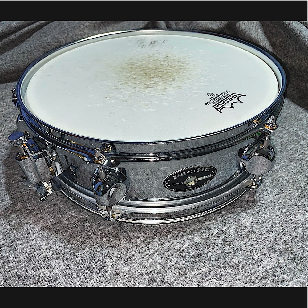 Pacific 14x5 Chrome Snare Drum with Remo heads